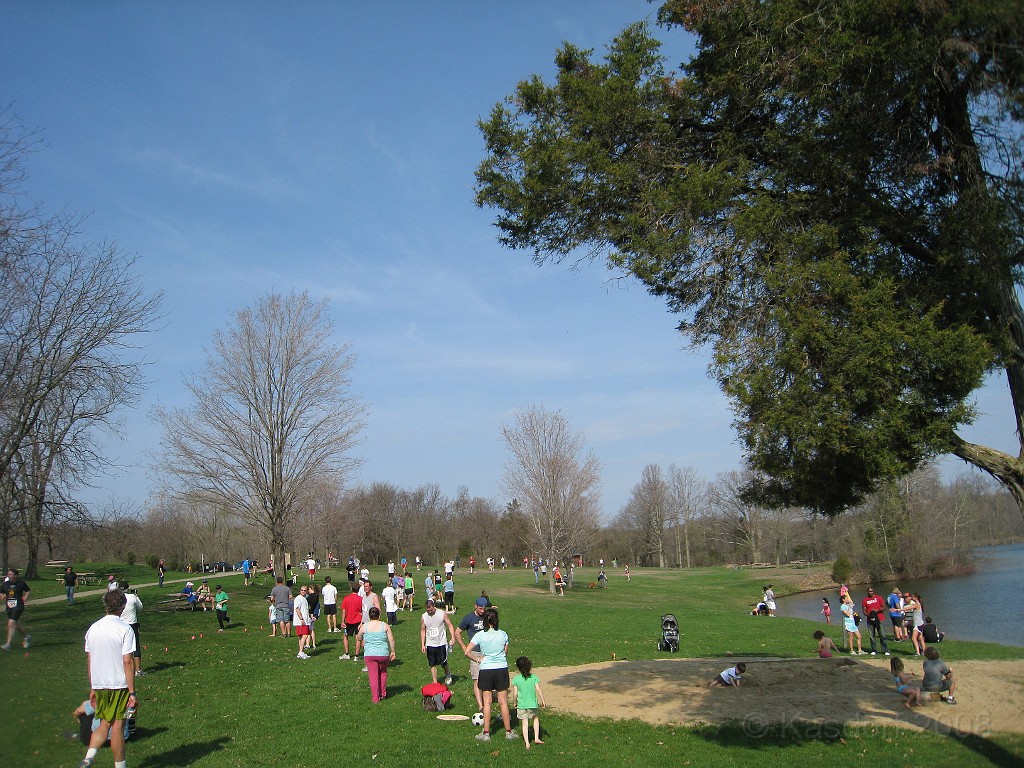 Road Ends 5M 09 0141.jpg - The Road Ends 5 Mile Trail Race in Pinckney Michigan. April 25, 2009. One word = Hills! This was my second run for this race.